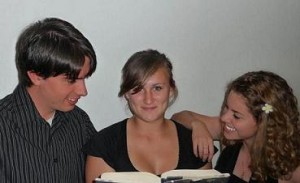 Stanford students Zach O'Keeffe & Chana Rose Rabinovitz & Natalia Birgisson